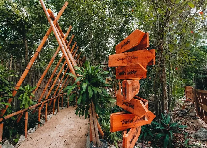 Ekumal Retreat Eco Sanctuary Resort *